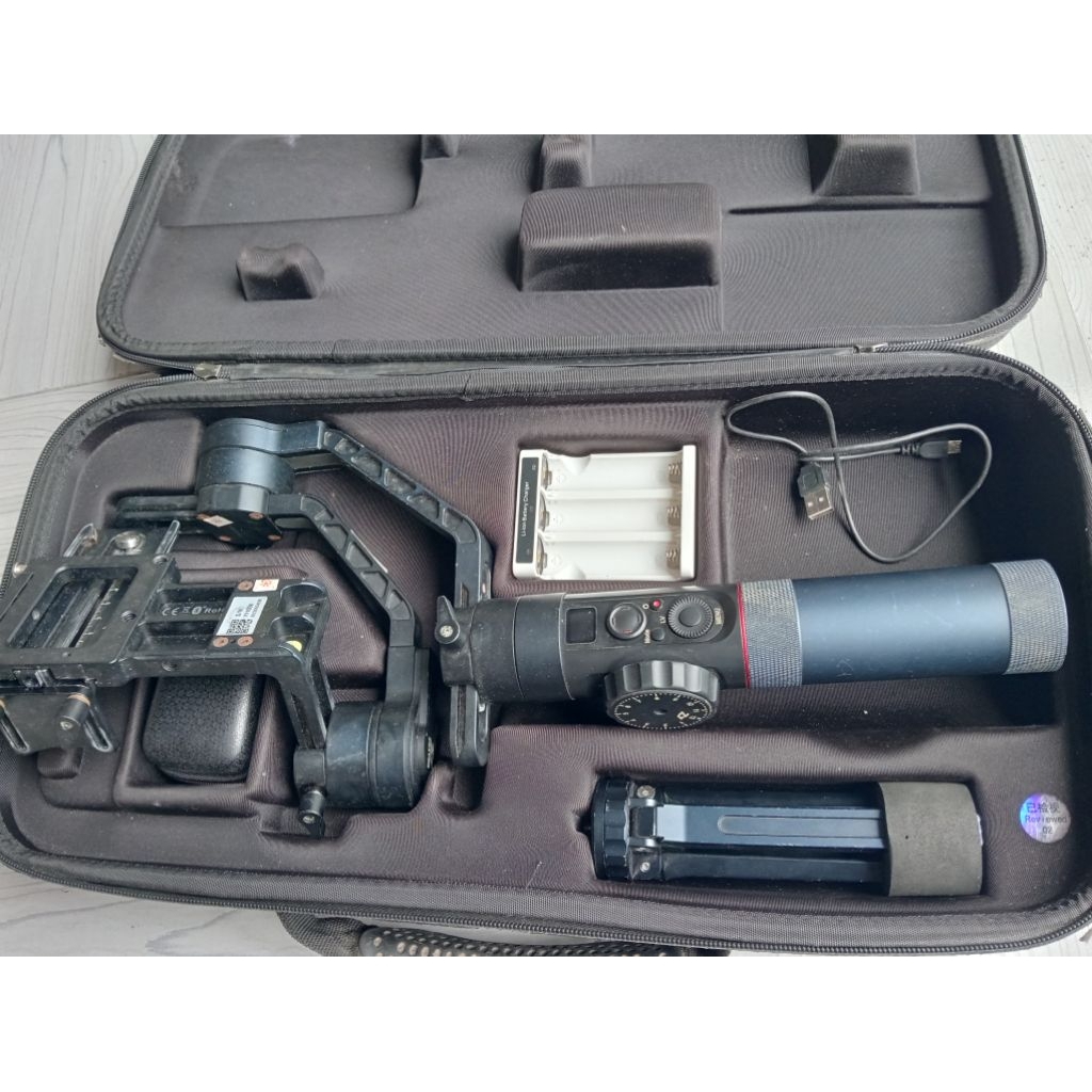 Gimbal zhiyun crane 2