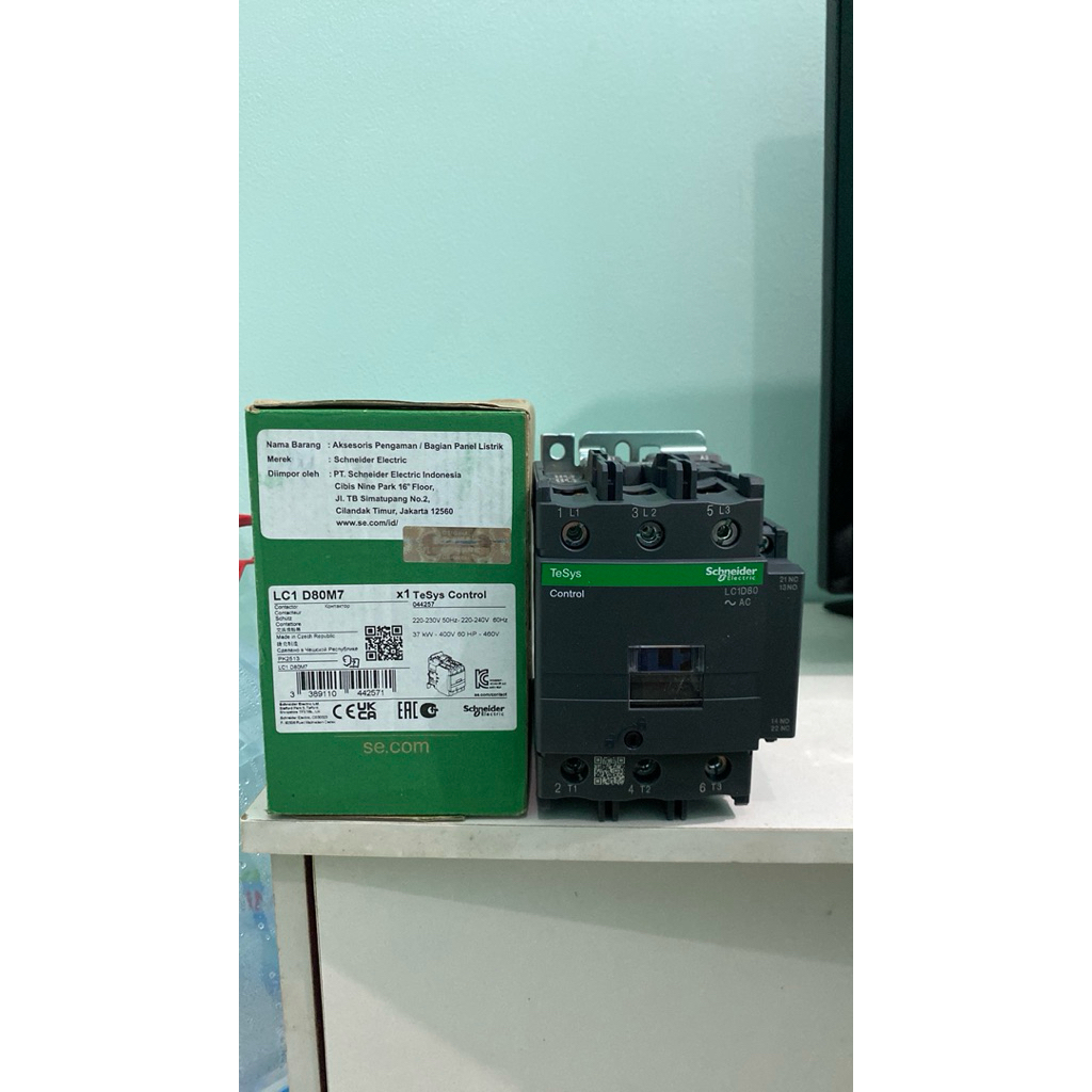 LC1D80M7 KONTAKTOR SCHNEIDER LC1D80M7 LC1D80 LC1D80M7 220V ORIGINAL