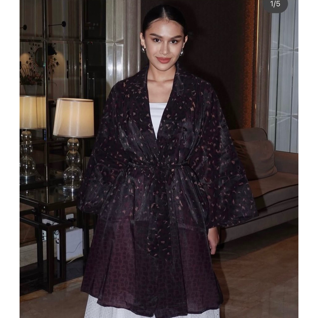 Benang Jarum Call Of The Wild Outer - Panther