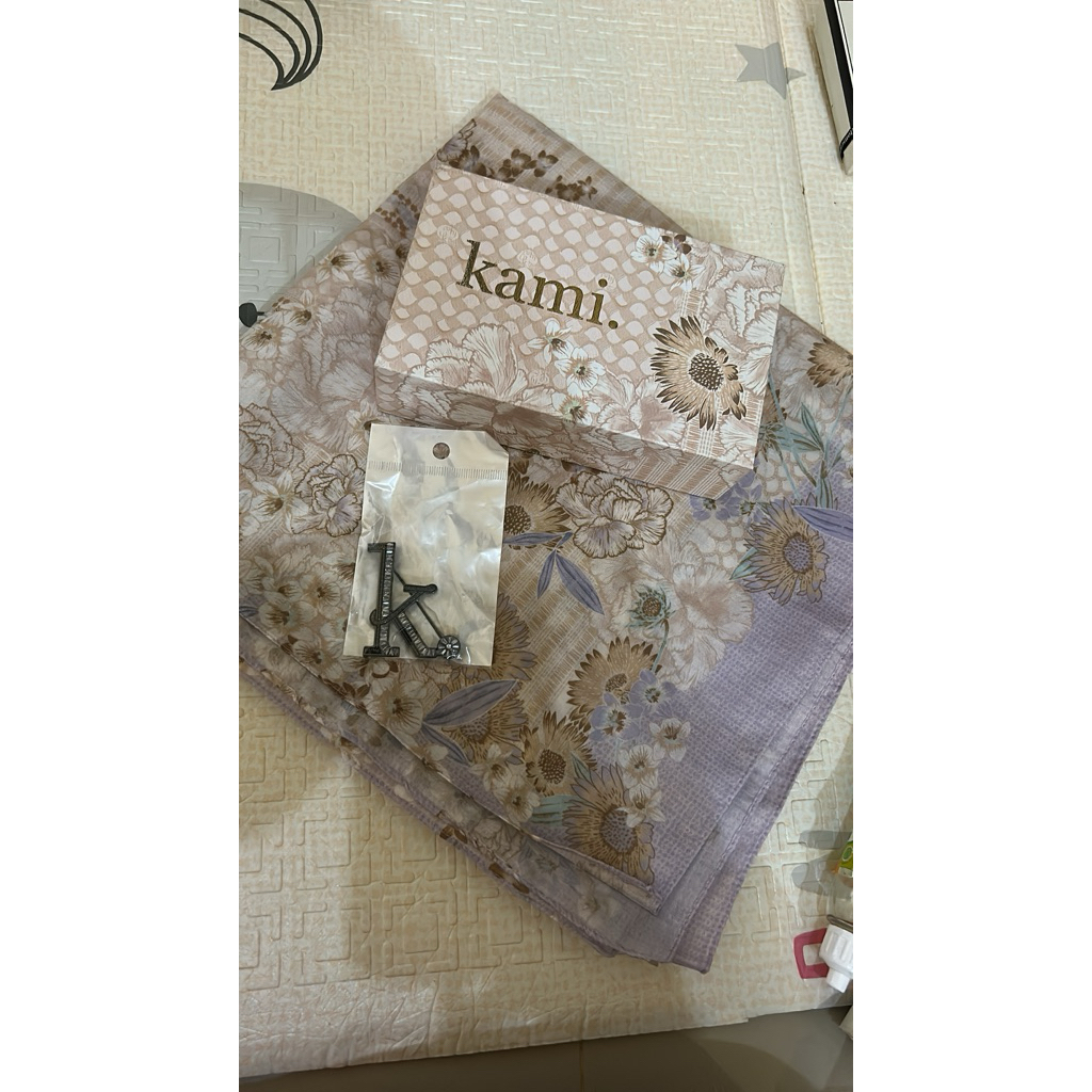 kamiidea Monogram Scarf