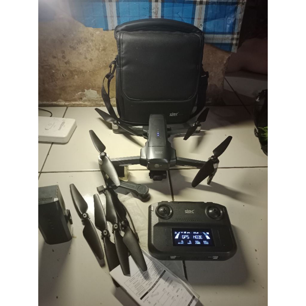 Drone sjrc f22s bekas normal dapat 2 baterai