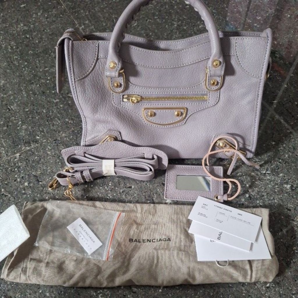 balenciaga city