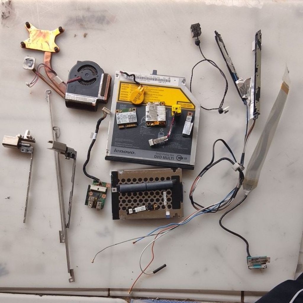 Part Laptop Lenovo Thinkpad T410 DVD Bracket Engsel heatsink Fan kipas prosesor baterai CMOS Board U