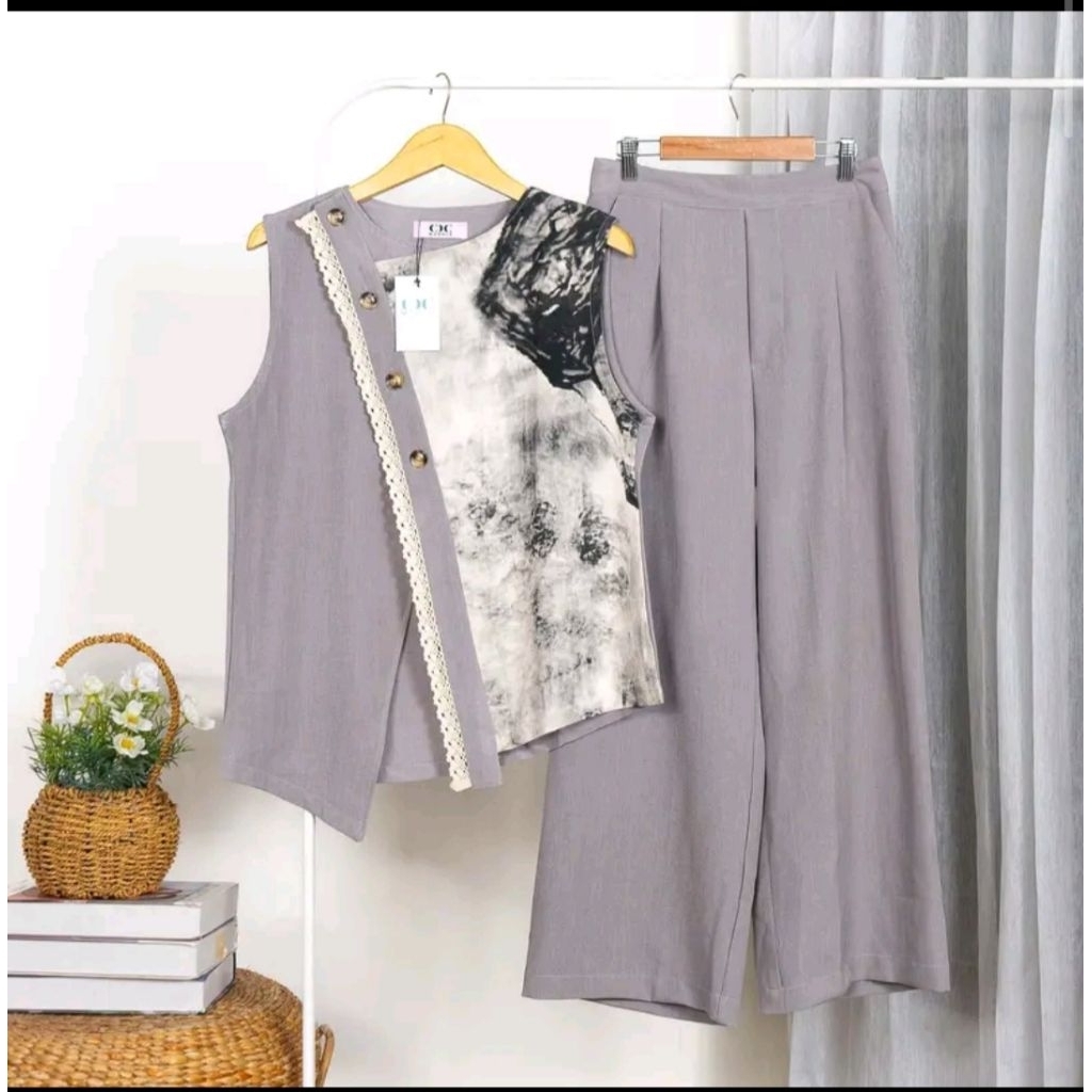 PRELOVED ONE SET CDCMODELS