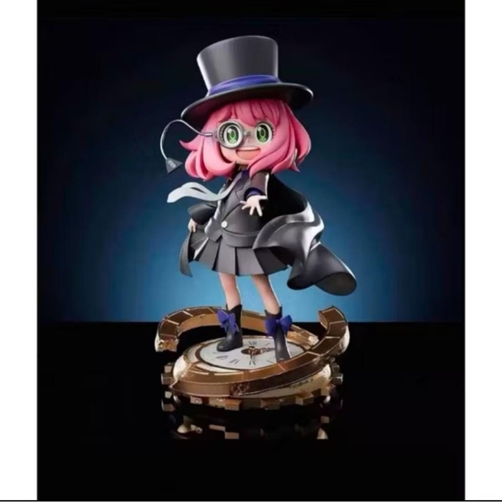action figure spy x family anya forger kostum kaito kid jubah hitam
