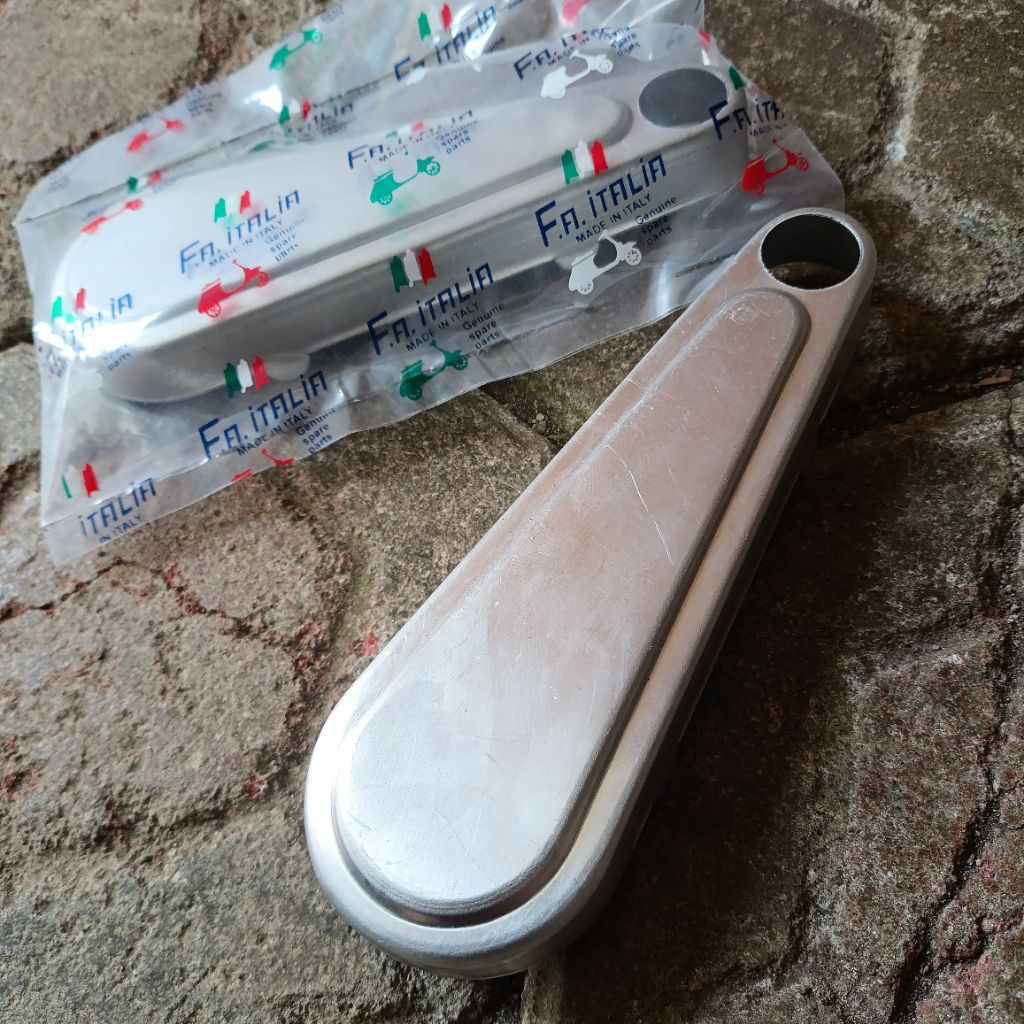 tutup fork alumunium original import vespa super sprint vbb