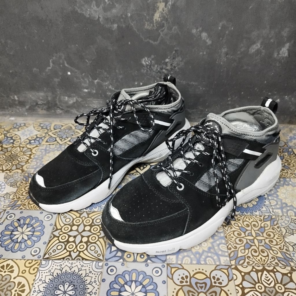 sepatu outdoor montbell treking
