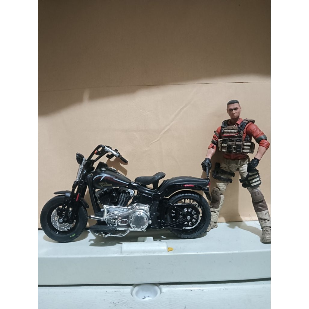 diecast Harley davidson skala 1:18 Maisto
