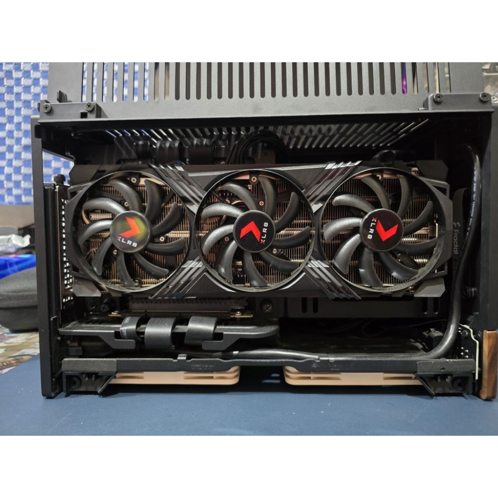 Mini PC Gaming AMD Ryzen 7 9700x RTX 4070 SUPER