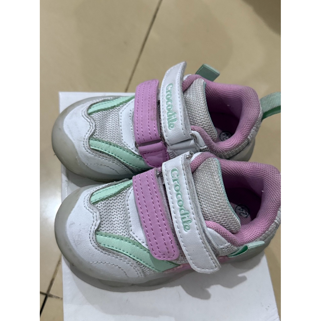 preloved crocodile kids