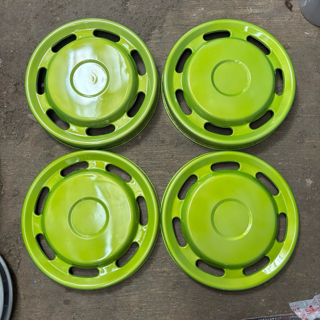 WHEELDOP ADIPUTRO TRUK  BUS MEDIUM ENGKEL BAHAN PLAT RING 16 15 ( Kondisi dicat harga untuk 4 pcs)