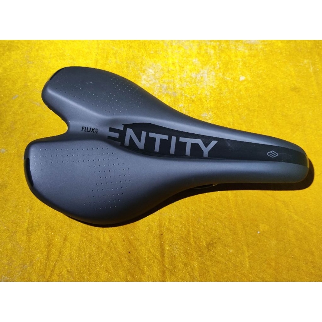 Sadel Entity flux 2  sepeda mtb seli roadbike