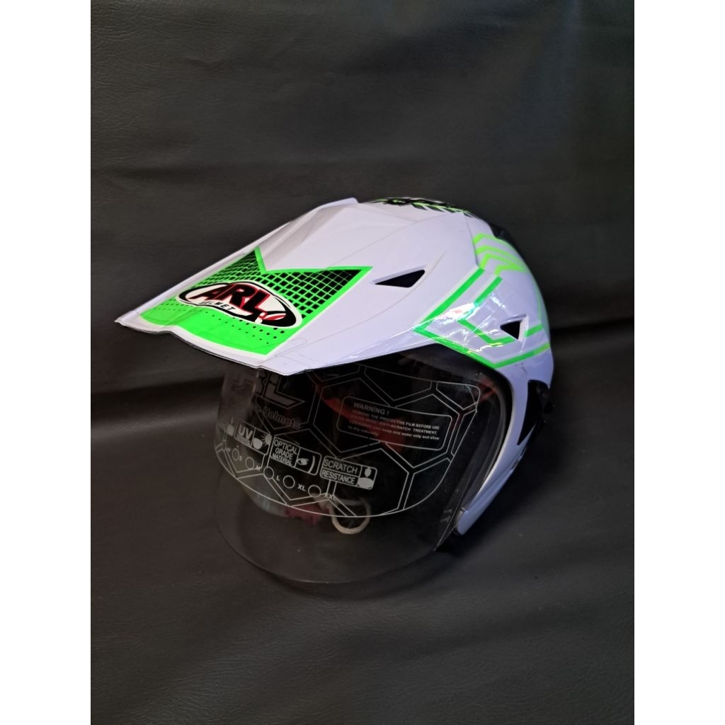 Helm Cross ARL