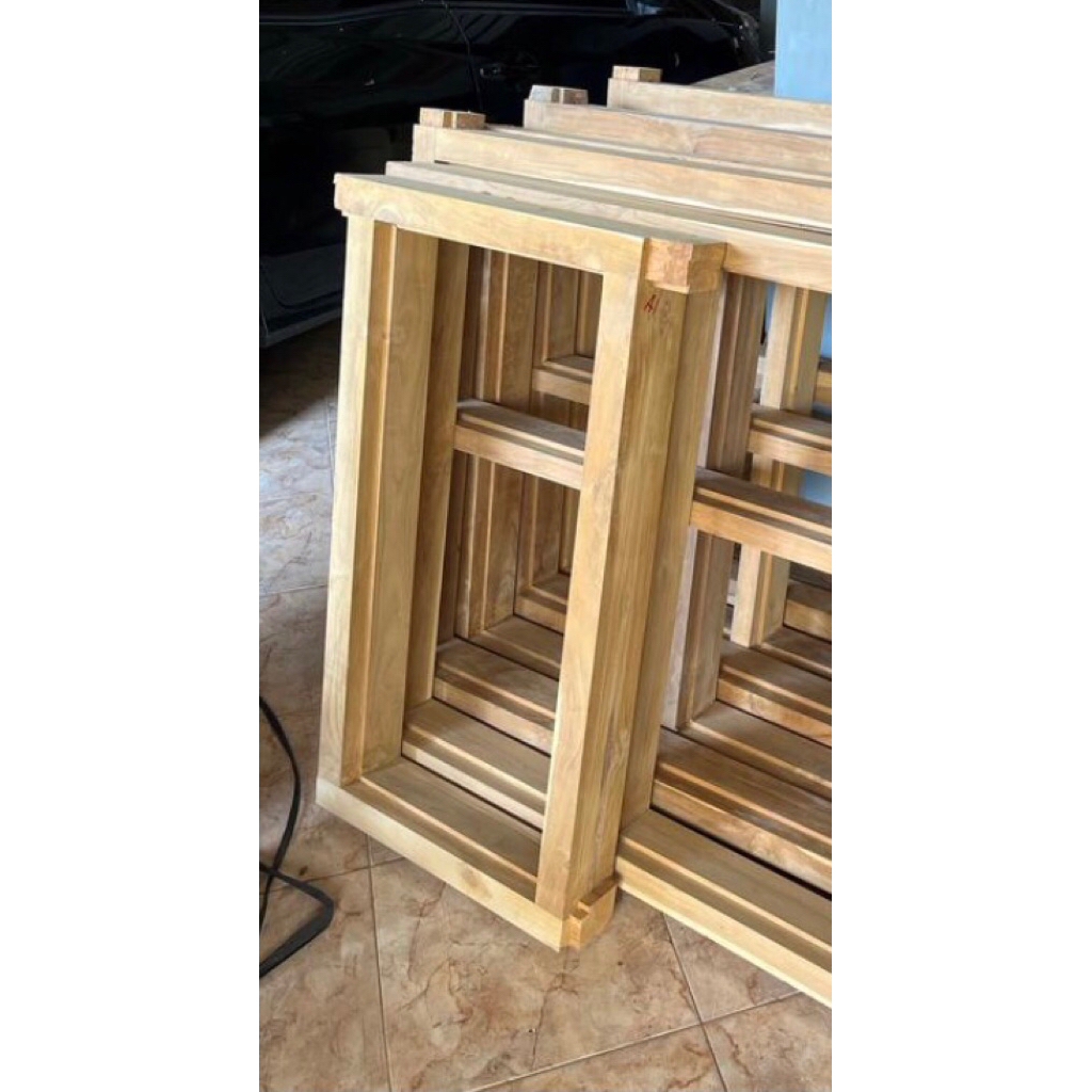 kusen jendela kayu jati dan mahoni ukuran ada di deskripsi