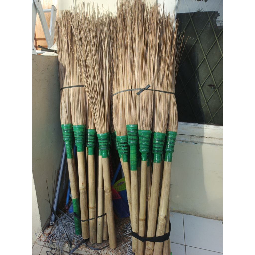 Sapu Lidi Taman Tangkai Gagang Panjang