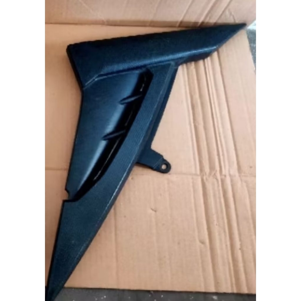 cover side 2 tutup box aki accu kanan Vixion lama old