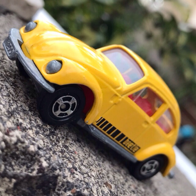 TOMICA VOLKSWAGEN BEETLE BUG KUNING JEPANG ORI 1977