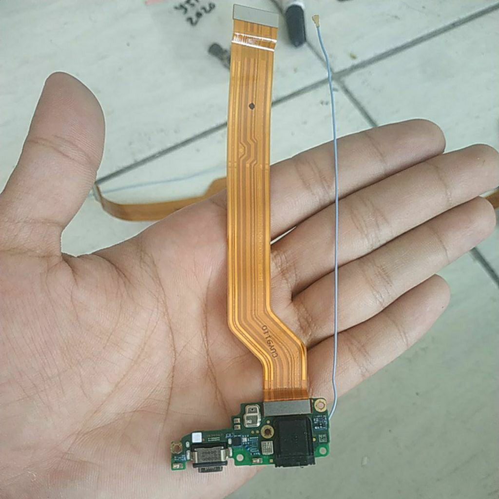 fleksibel board cas bekas ori vivo y51 2020