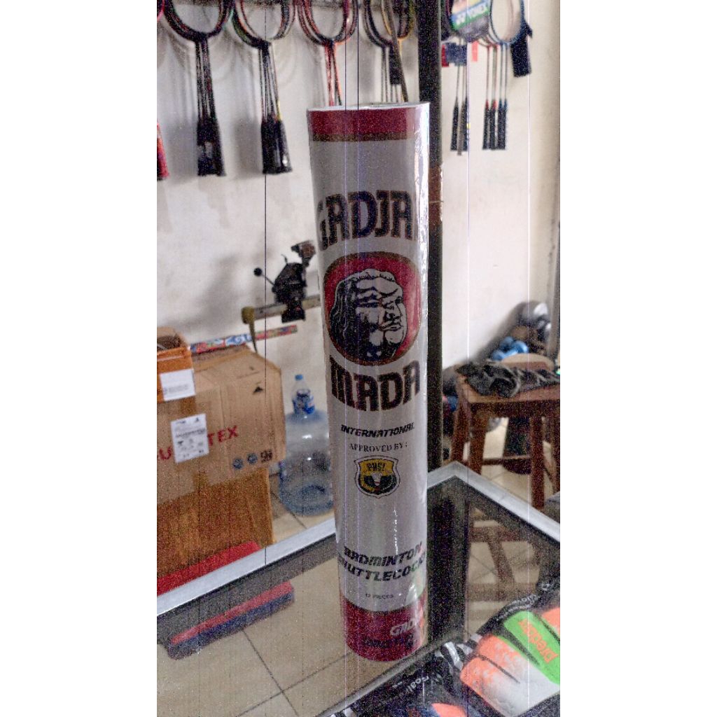shuttlecock gajah Mada