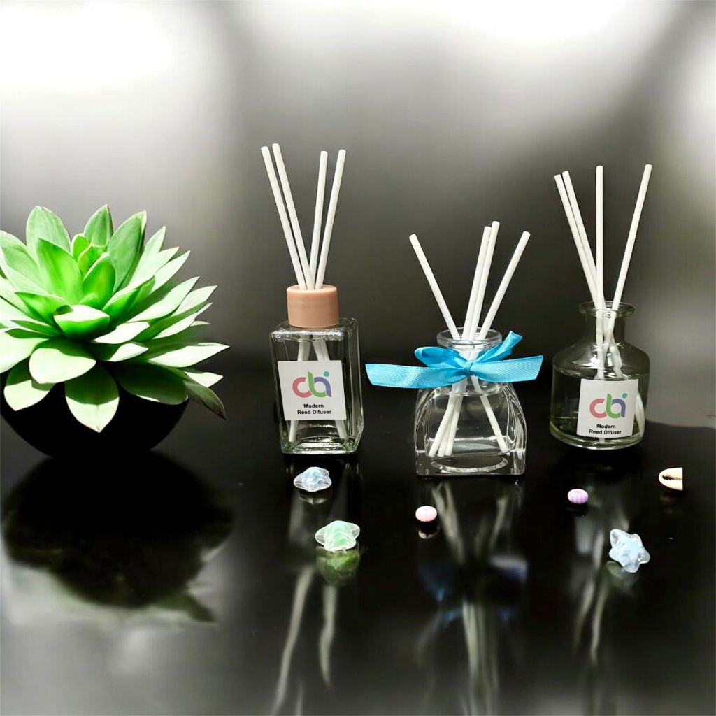 Clai Living Reed Diffuser Device Fragnance 50 ML Pewangi Pengharum Ruangan Rumah Aromatherapy Pajangan Dekorasi Meja 4 Stick Batang Rotan Cantik Dapat Di Refill Essential Oil Botol Kaca Reed diffuser aroma terapi tahan lama Minimalis estetik Gift Box