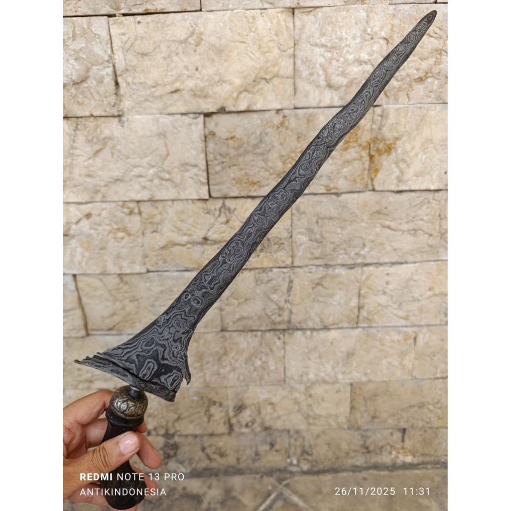 Keris Carangsoka Segaluh Luk 9