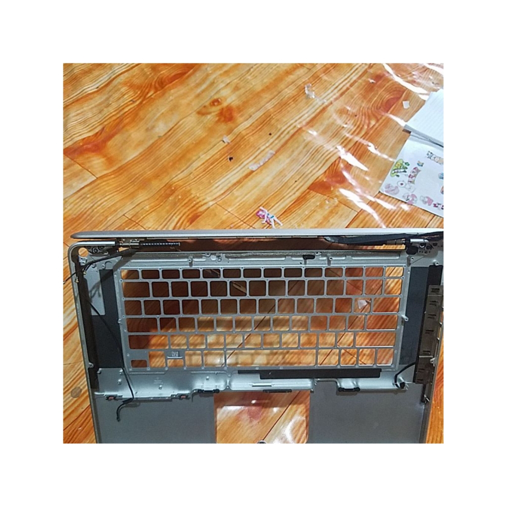 engsel MacBook Pro Late 2011 Core i7 A1286