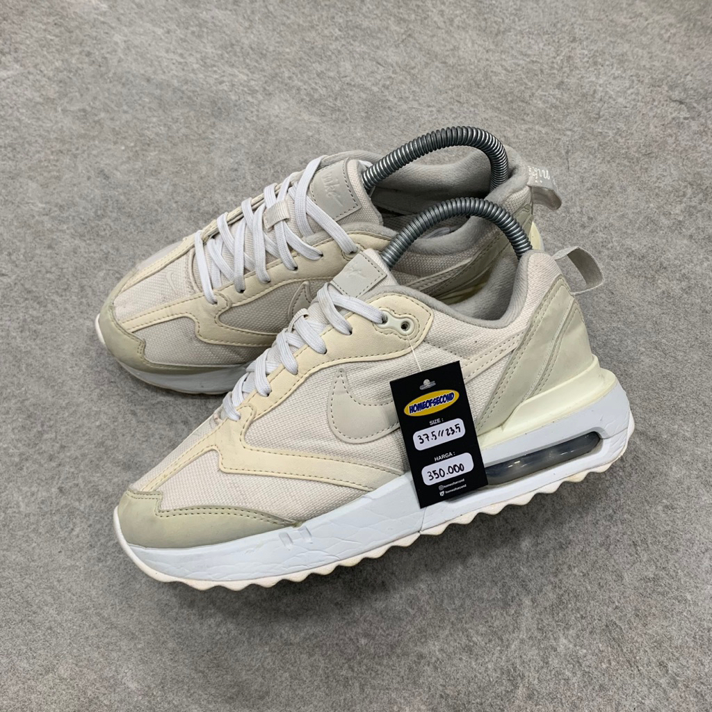 Nike Air Max Dawn sneakers in a phantom/light bone colorway