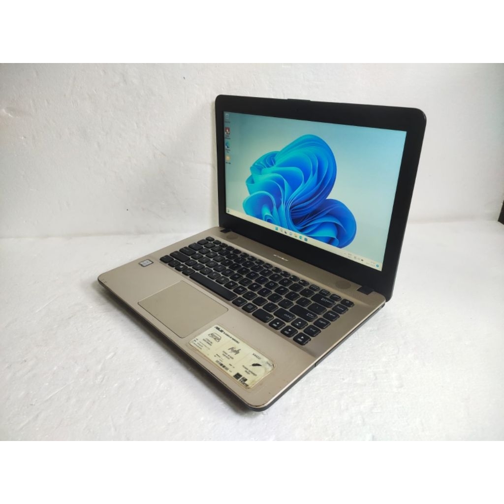 Obral Laptop Second Murah Asus X441U Core i3-7020U(A1289)