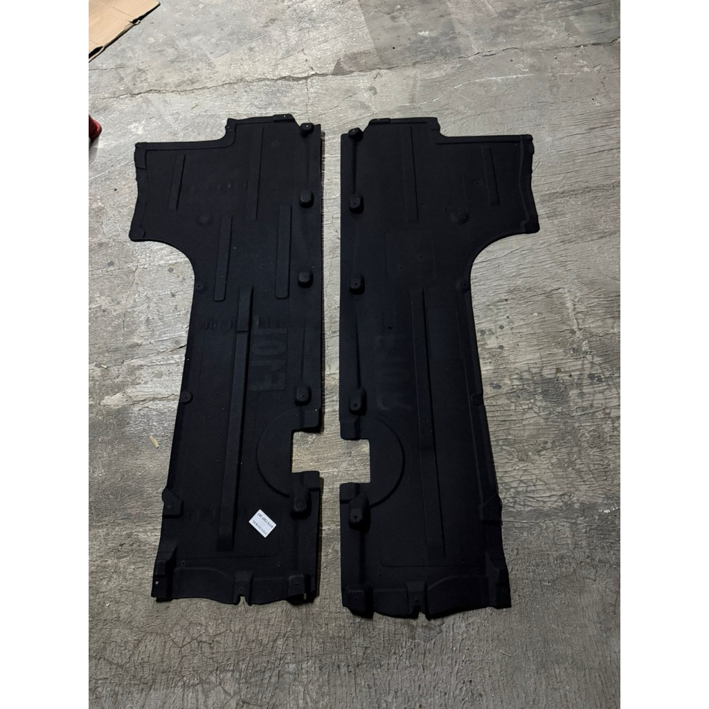 Cover Dek Bawah Samping Bawah Jok BMW F10