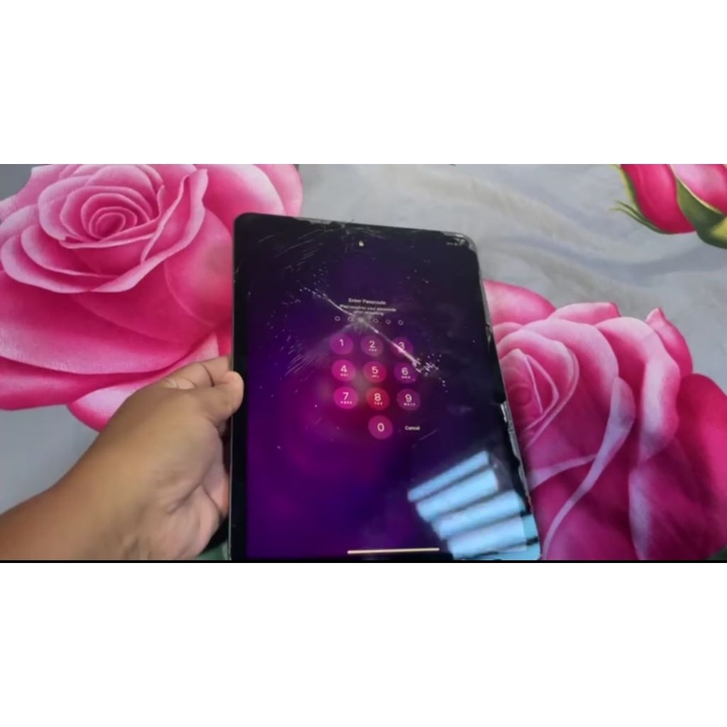 iPad pro 11" 2018 wifi 256gb bahan