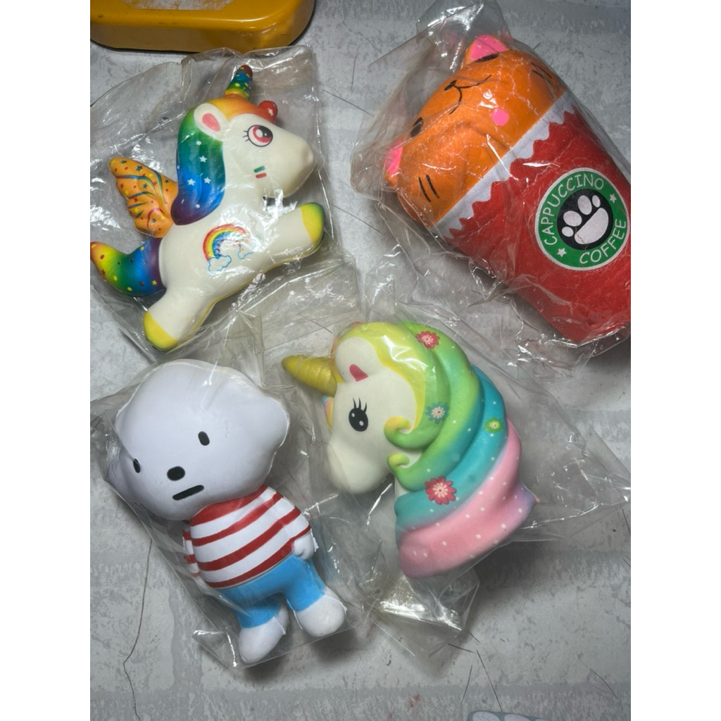 PRELOVED SQUISHY COMMON / PRELOVED SQUISHY COMMON ADA PACKAGING