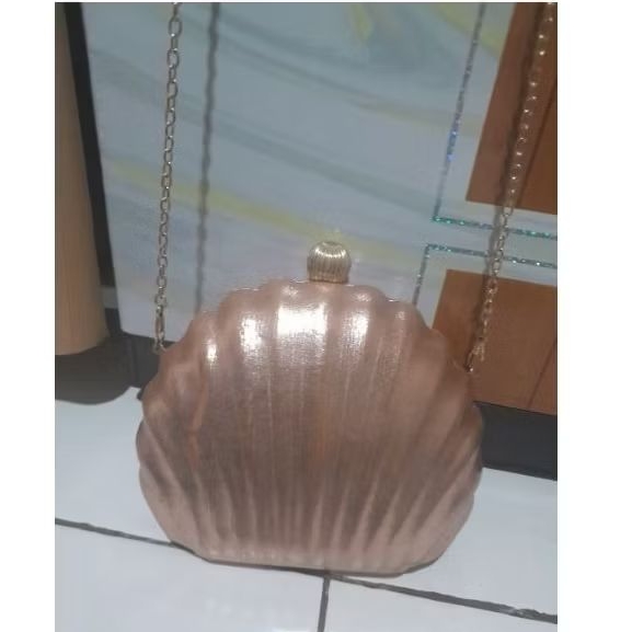 Tas Kerang Wanita Preloved Merek Waiwai