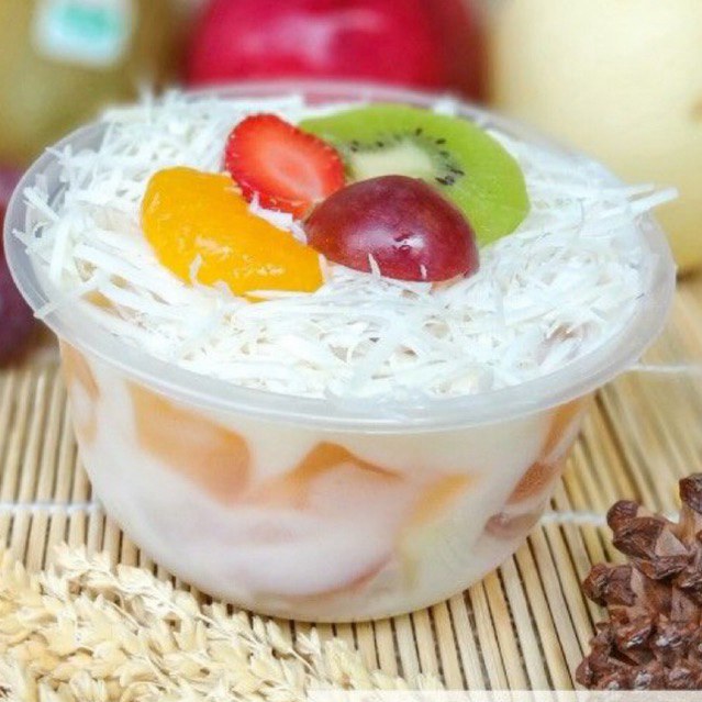 READY SALAD BUAH NAGA MELON MANGGA PIR ANGGUR 300ML