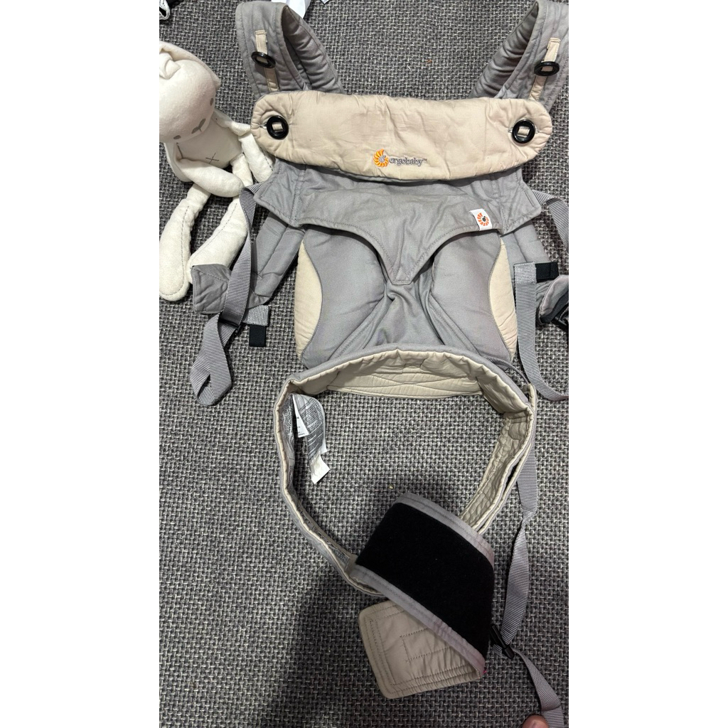 Gendongan Ssc Ergobaby 360 Grey