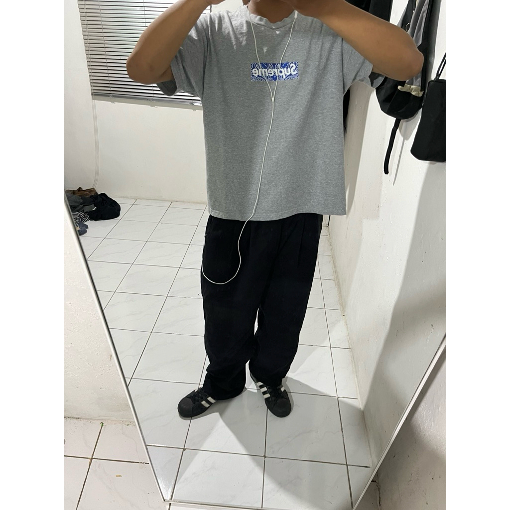 supreme bandana tshirt