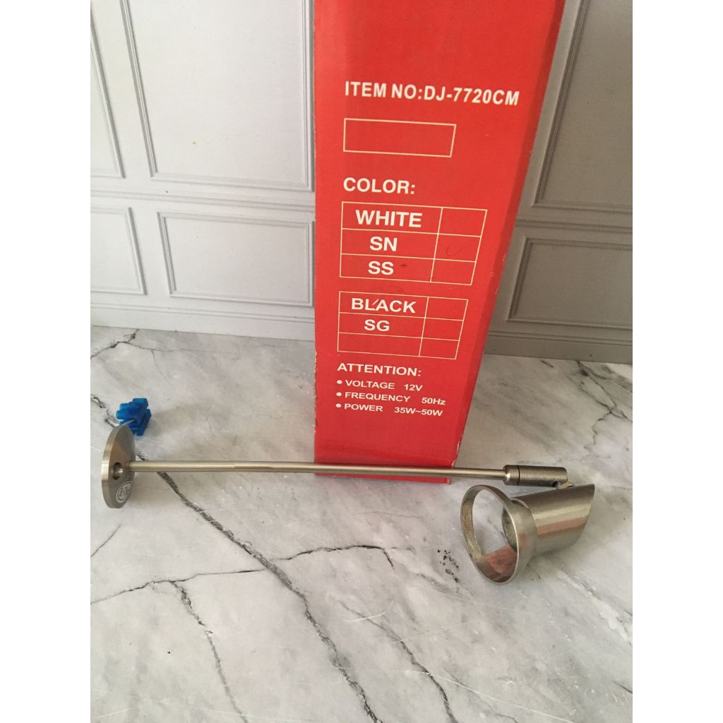 LAMPU FITTING HALOGEN -ZETALUX