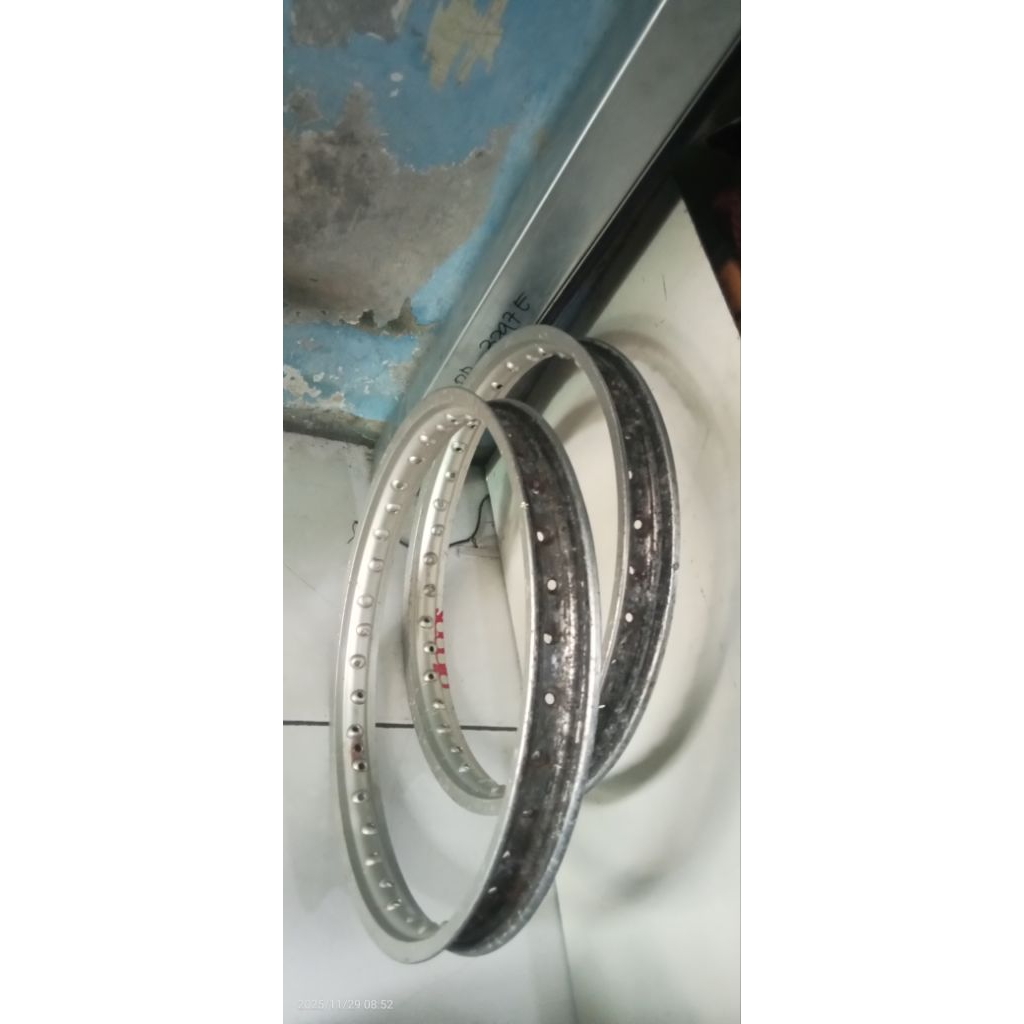 velg tk japan ring 17 uk 140 minus sesuai gambar harga per pcs