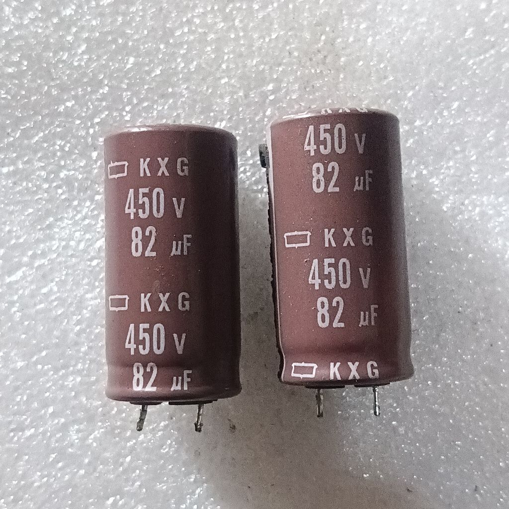 ELCO ( 450V 82UF )  (TINGGI 3.CM BULAT 1,5.CM)