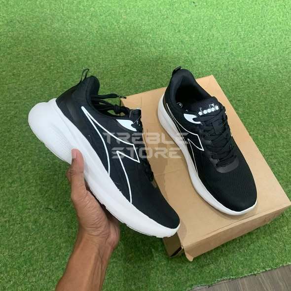 PROMO SEPATU RUNNING ORIGINAL DIADORA MATRON M SALE