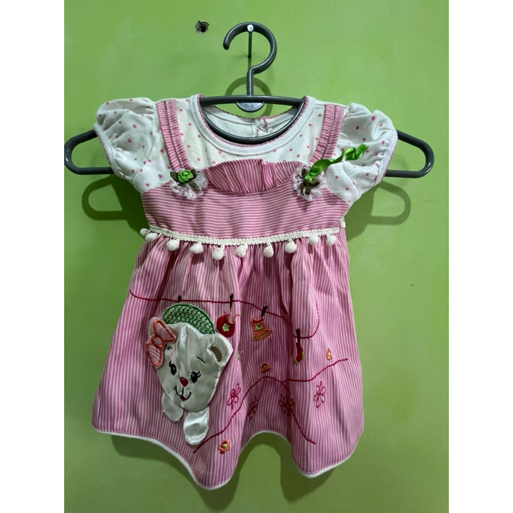 PL PRELOVED dress gaun anak bayi - 2tahun perempuan  detail  turun warna  berbulu apabila ada minus 
