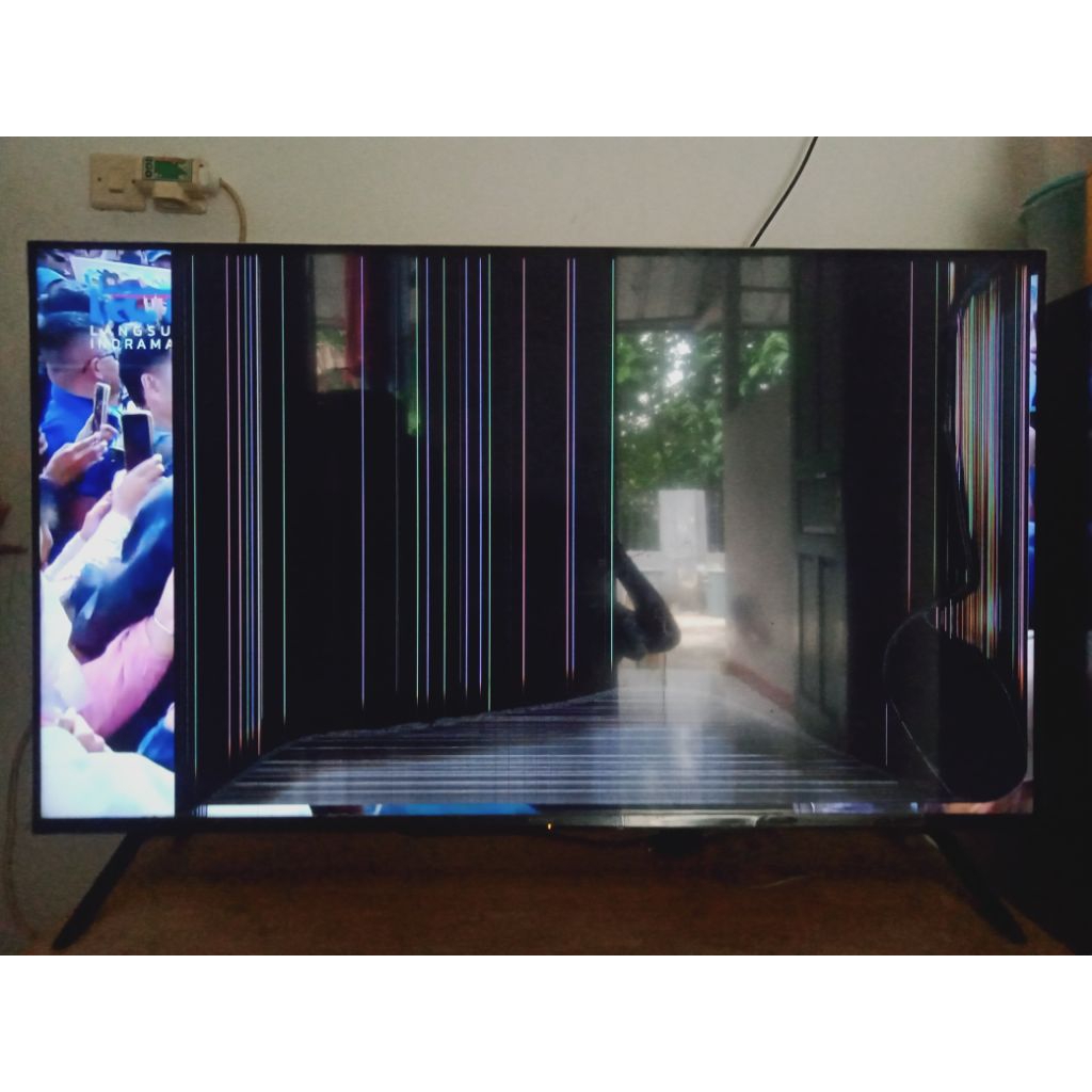 LED TV Sony 55 Inch Pecah Layar