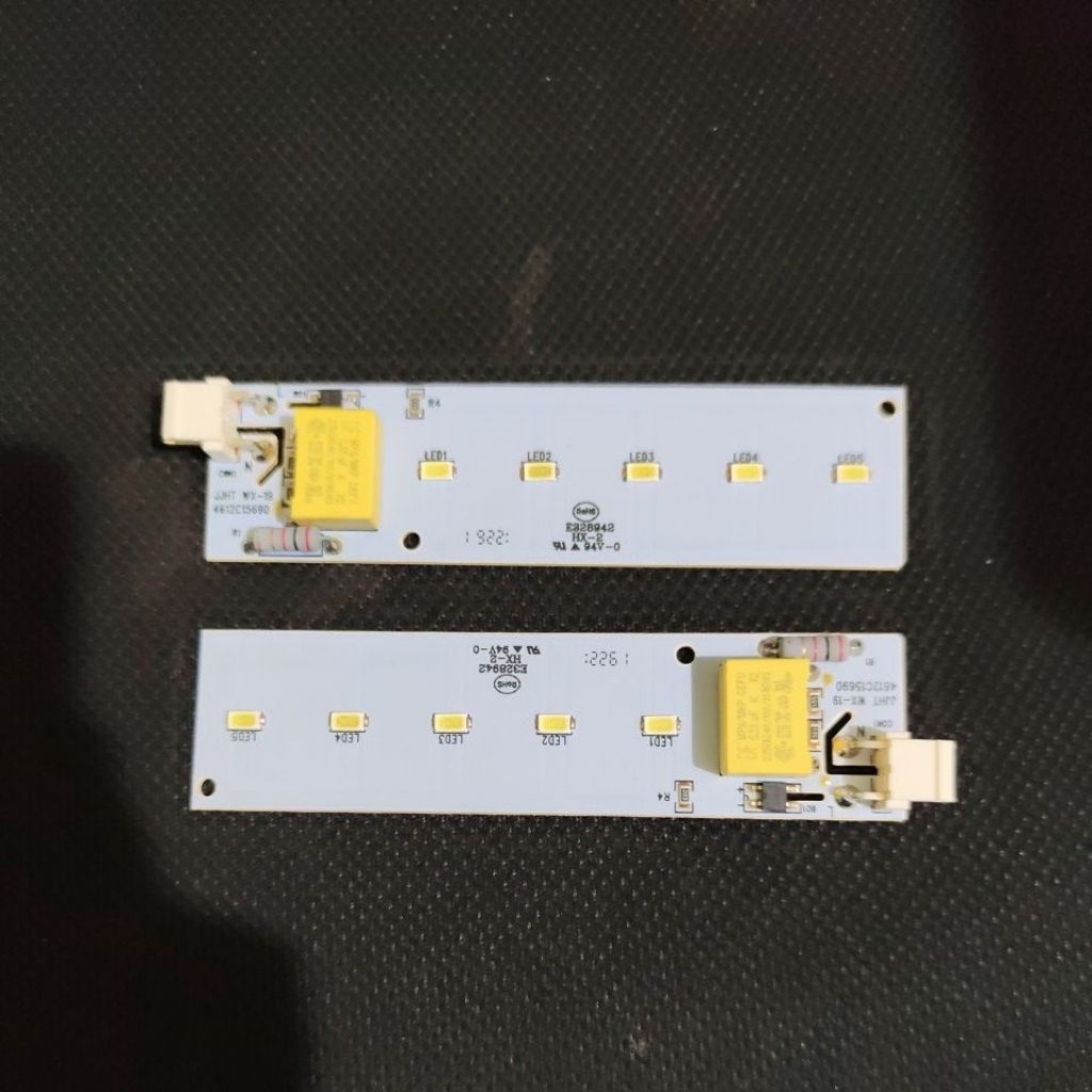 lampu kulkas led aqua AQR-D275R