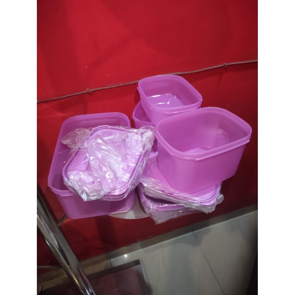 Kitchen Mate TupperWare