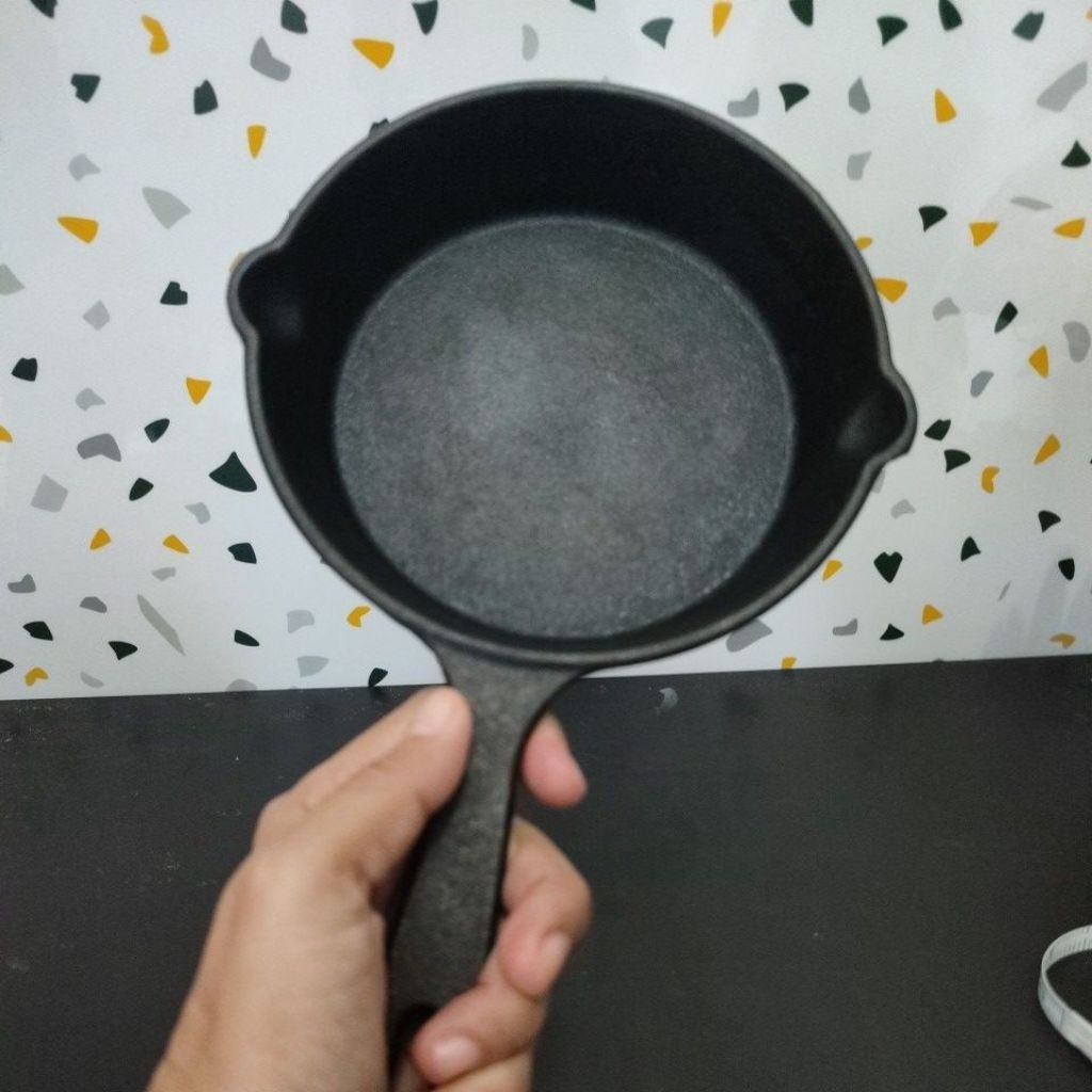 CAST Iron 14cm skillet clasic Hot Plate (seekday)-Wajan besi cor murni