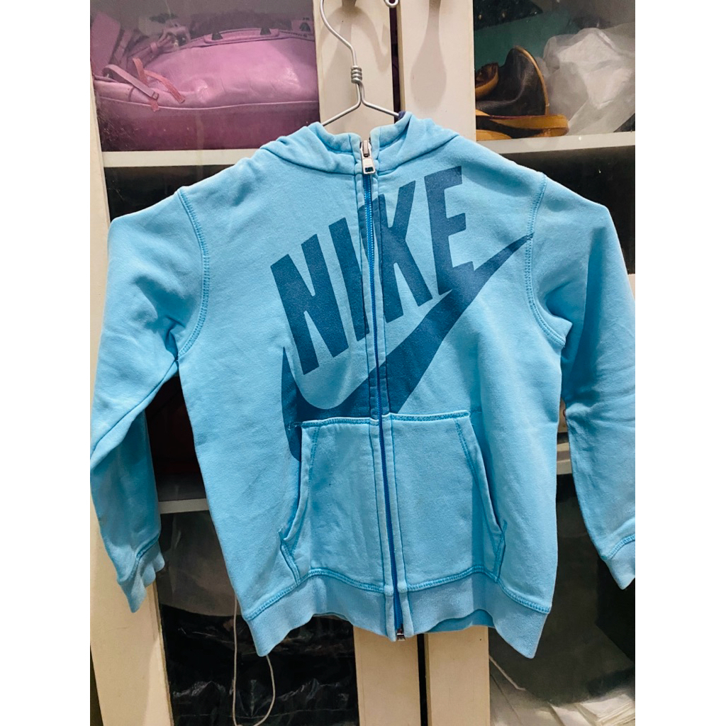 preloved jaket nike ori