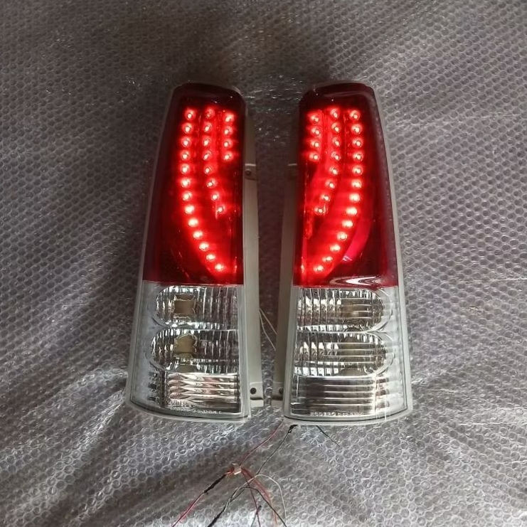 stoplamp lampu belakang avanza lama 2004 2011 variasi