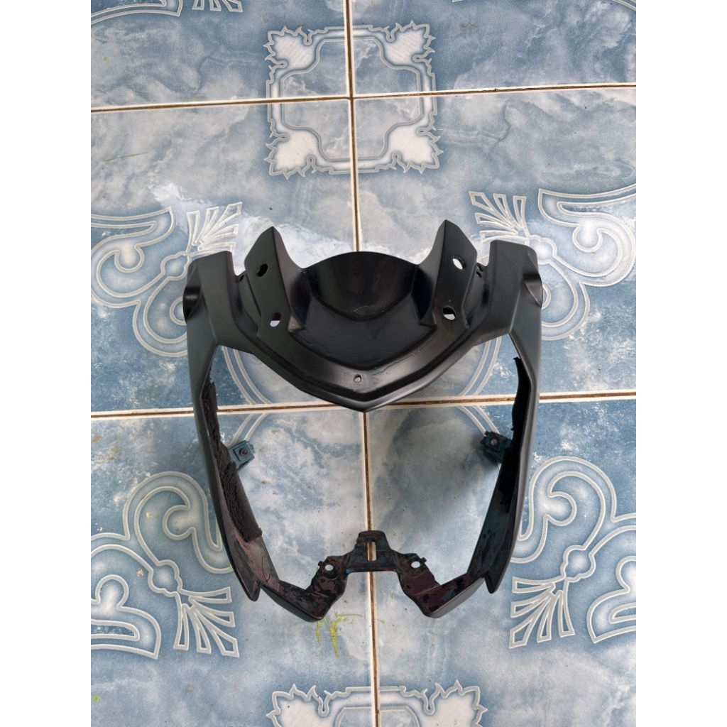 Batok Lampu Depan Vixion New NVL 2013-2014 Bekas Berkualitas