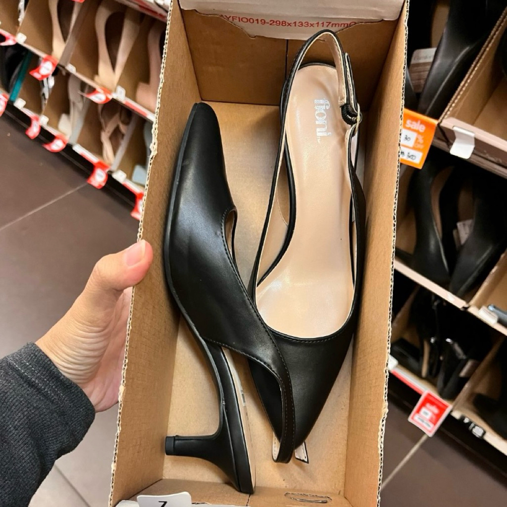 HEELS PAYLESS FIONI | HITAM | SIZE 7 ATAU 24CM