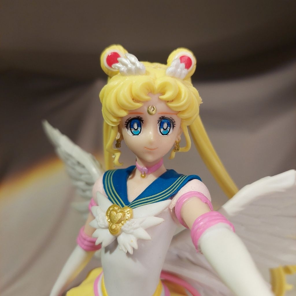 Sailor Moon Figure Preloved