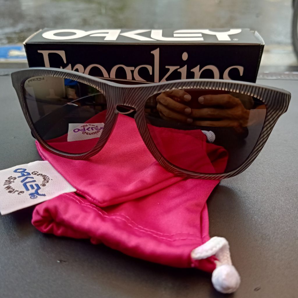 Sunglasses Oakley Frogskin Original